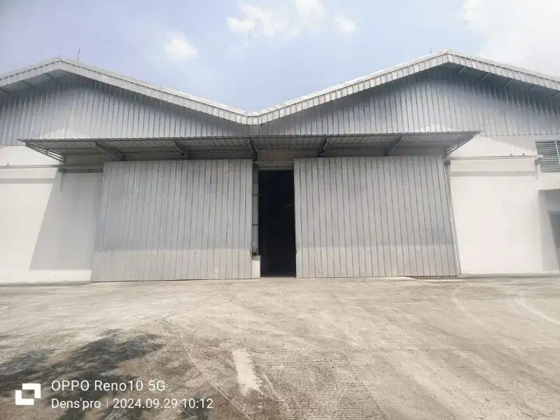 DISEWAKAN GUDANG AKSES KONTAINER 40 FEET LT 1900M² DI BEKASI