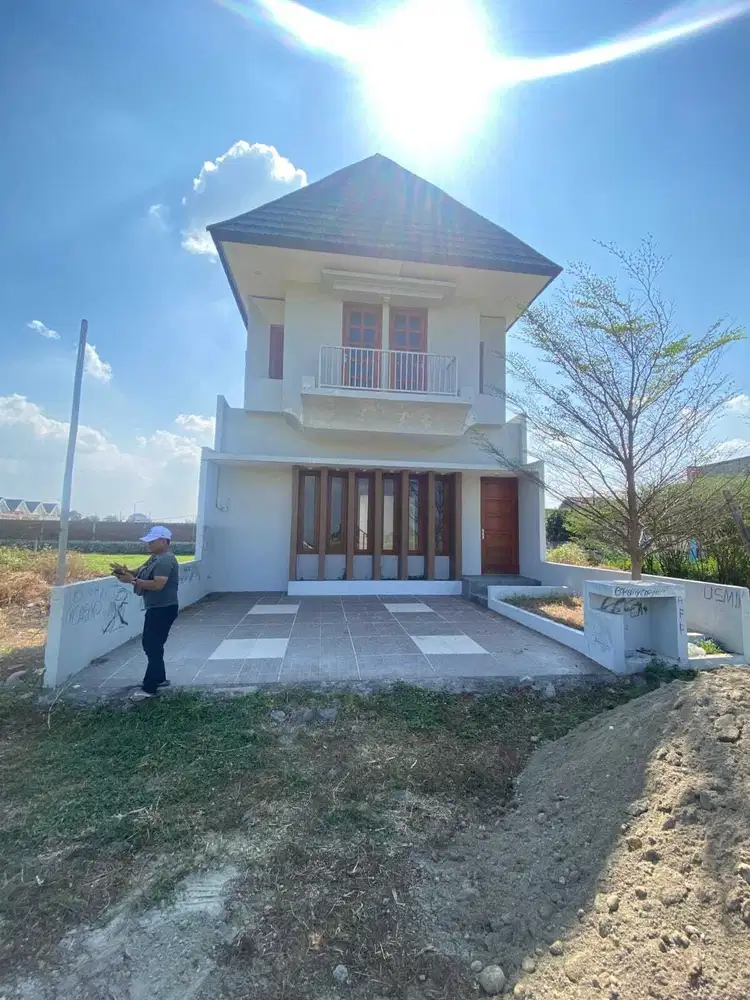 Rumah mewah 2 lantai di baki sukoharjo