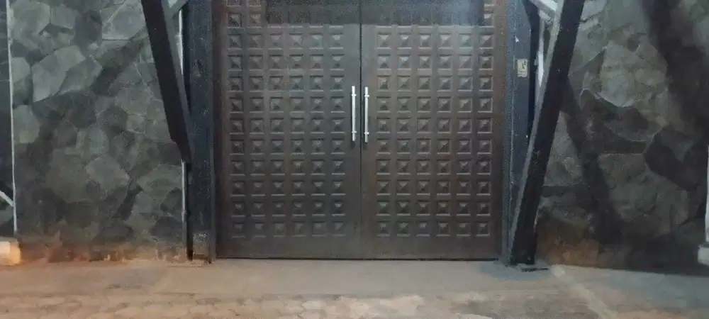 Dijual cepat 2 ruko gandeng di Medan Sunggal berhadiah tanah 180 m