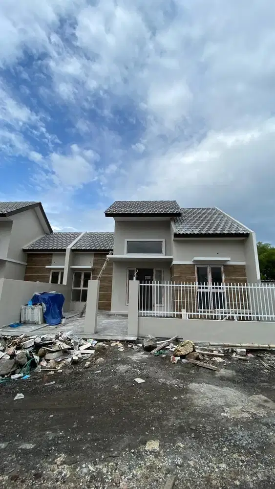 Hunian Luas dan Siap Huni  Dekat Surabaya Timur