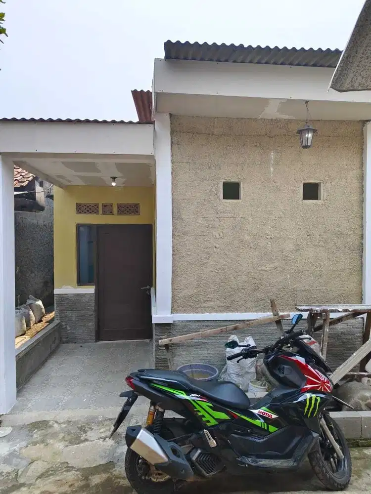 Rumah Siap Huni pinggir Jl Graha raya pasar segar