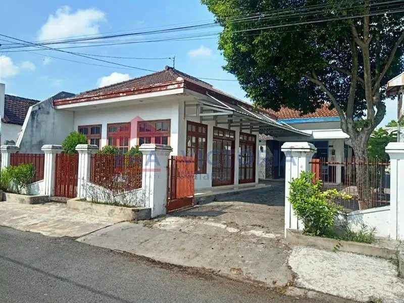 Dijual Rumah,pabrik,gudang,rumah walet dan tanah tengah kota Pare Kdr