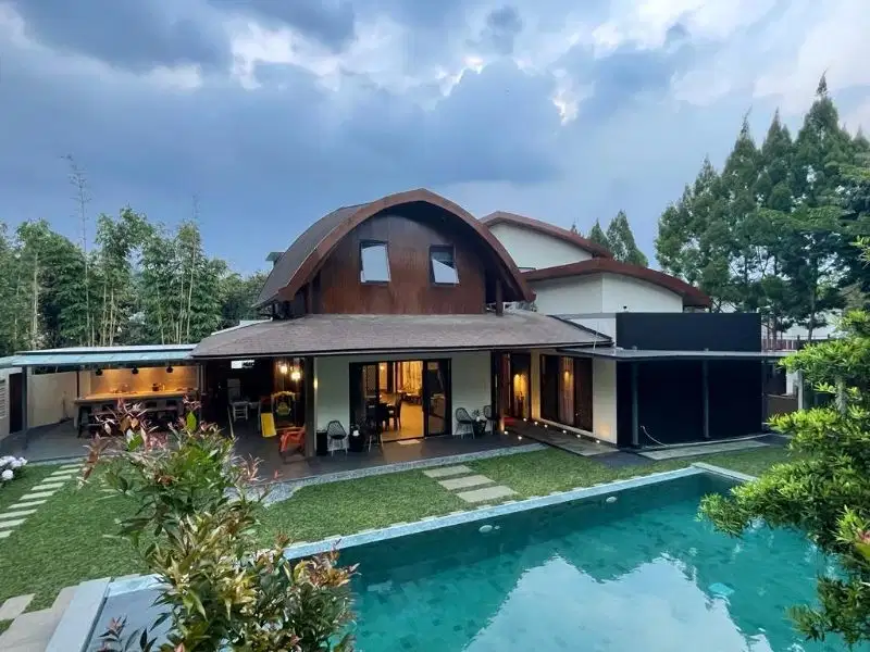 DIJUAL - VIMALA HILLS, LUXURY VILLA - SETARA HOTEL BINTANG 5