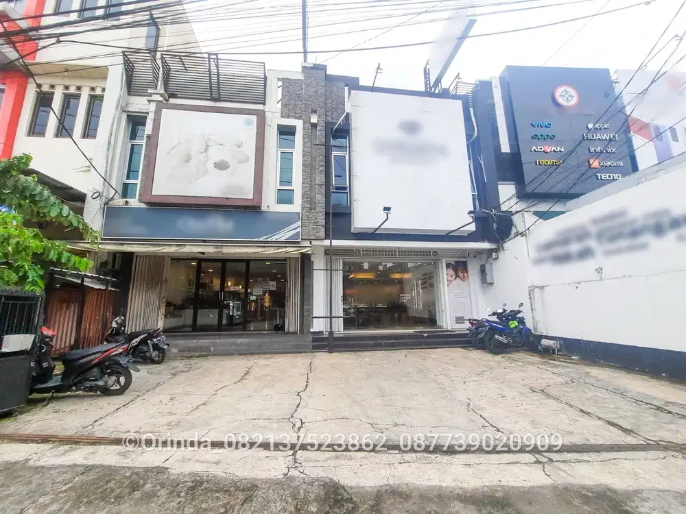 Ruko Jl Kaliurang Km 4 Dekat Pogung, UGM