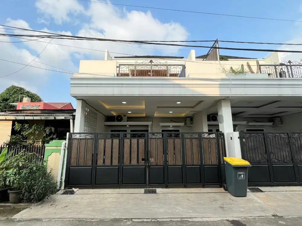 Dijual Rumah Baru Mewah 2 Lt Semifurnish. Dekat Tol Jatiasih. Bekasi