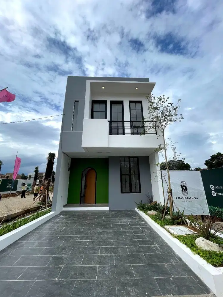 Dijual Rumah 2 Lantai Teras Madina Cibubur 500jutaan Bebas Banjir