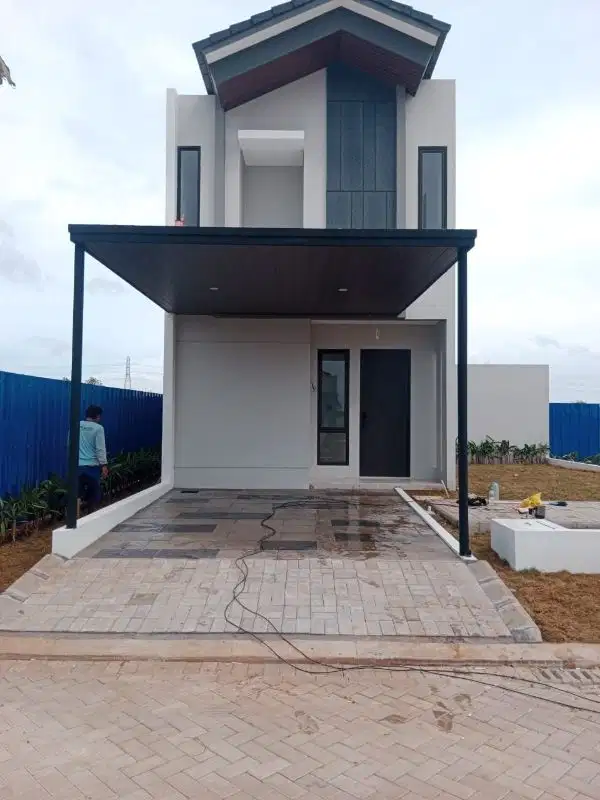 Rumah premiun di Royal batavia