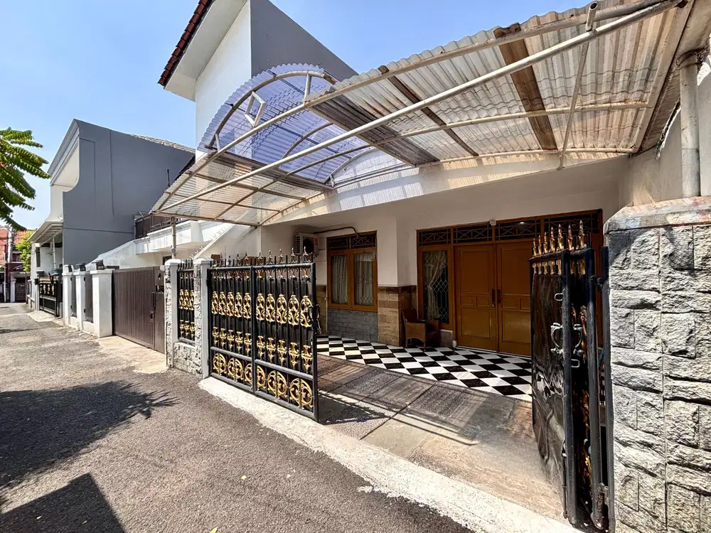 Rumah Siap Huni, Lokasi Sangat Strategis di Tebet