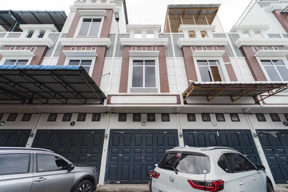 Dijual Rumah Komplek Jalan Rakyat Daerah Krakatau Medan Kondisi Kosong