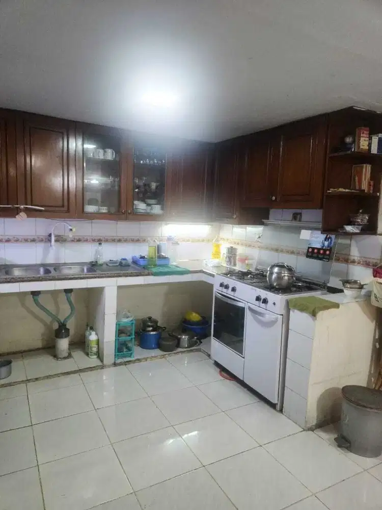 Jual murah rumah di duri kepa, taman cosmos jakarta barat