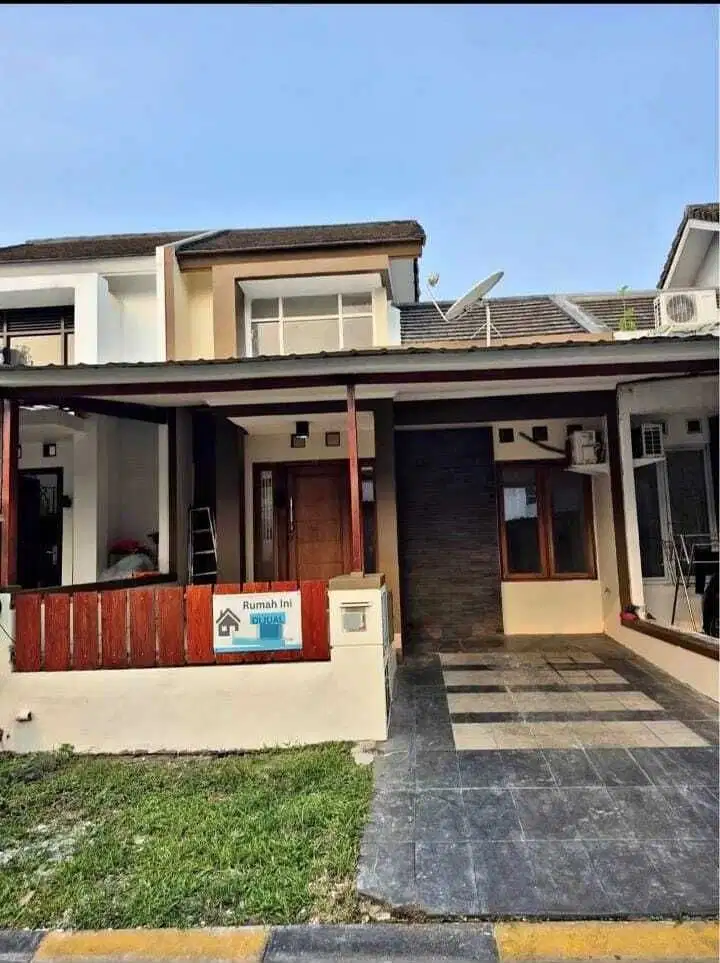 Rumah di Oriana Permata Bintaro Sektor 9 Dekat Stasiun Jurangmangu Bxc