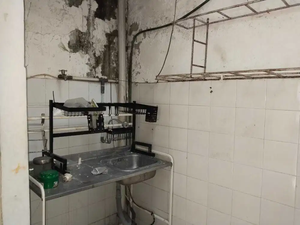 Di Jual Rumah  di Bawah Harga Komplek Jati Indah Permai Sawangan Baru