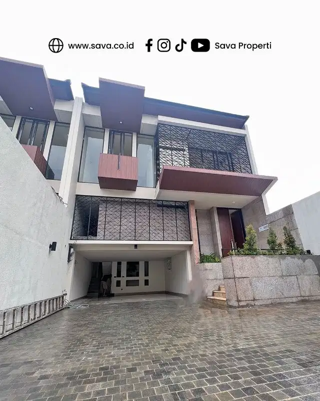 Dijual Rumah Baru Tropikal  Modern di Kemang