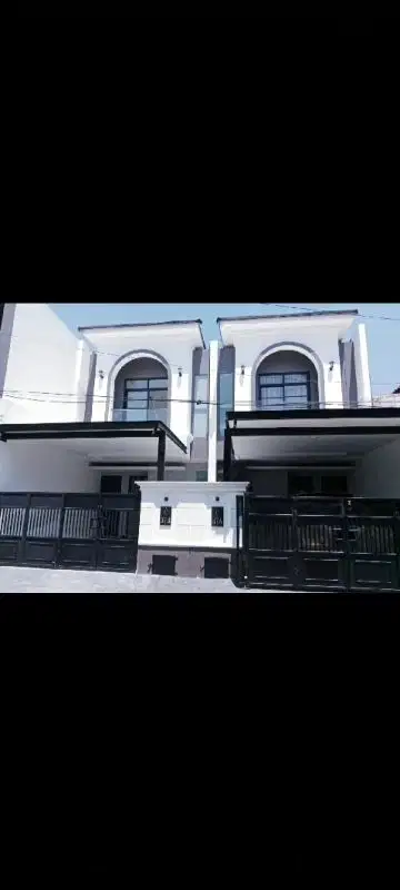 Rumah mewah 2 lantai perum Nirwana eksekutif Merr