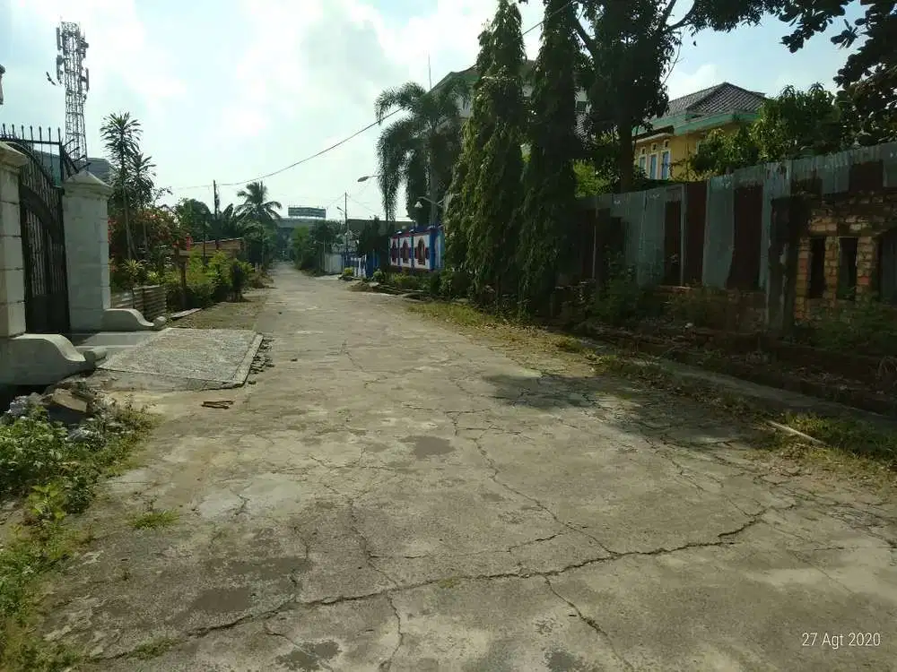 Lahan tanah siap bangun di tengah kota