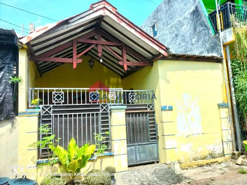 Dijual Rumah di lingkungan aman dan nyaman dekat RS dan pondok Lirboyo