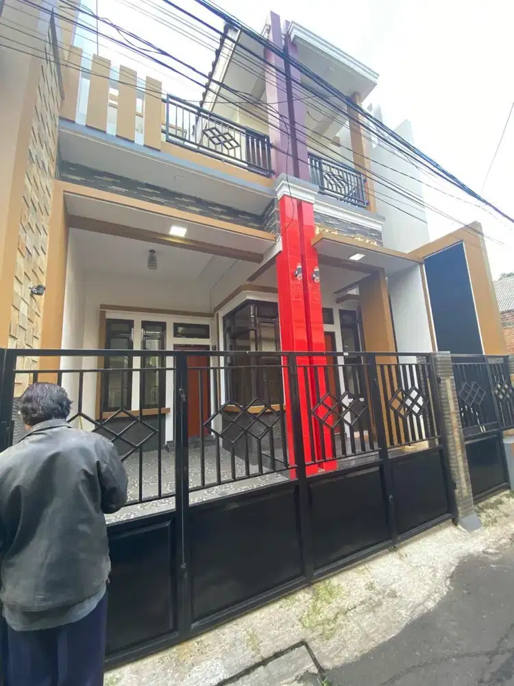 DIJUAL RUMAH DI KALISARI JAKARTA TIMUR
