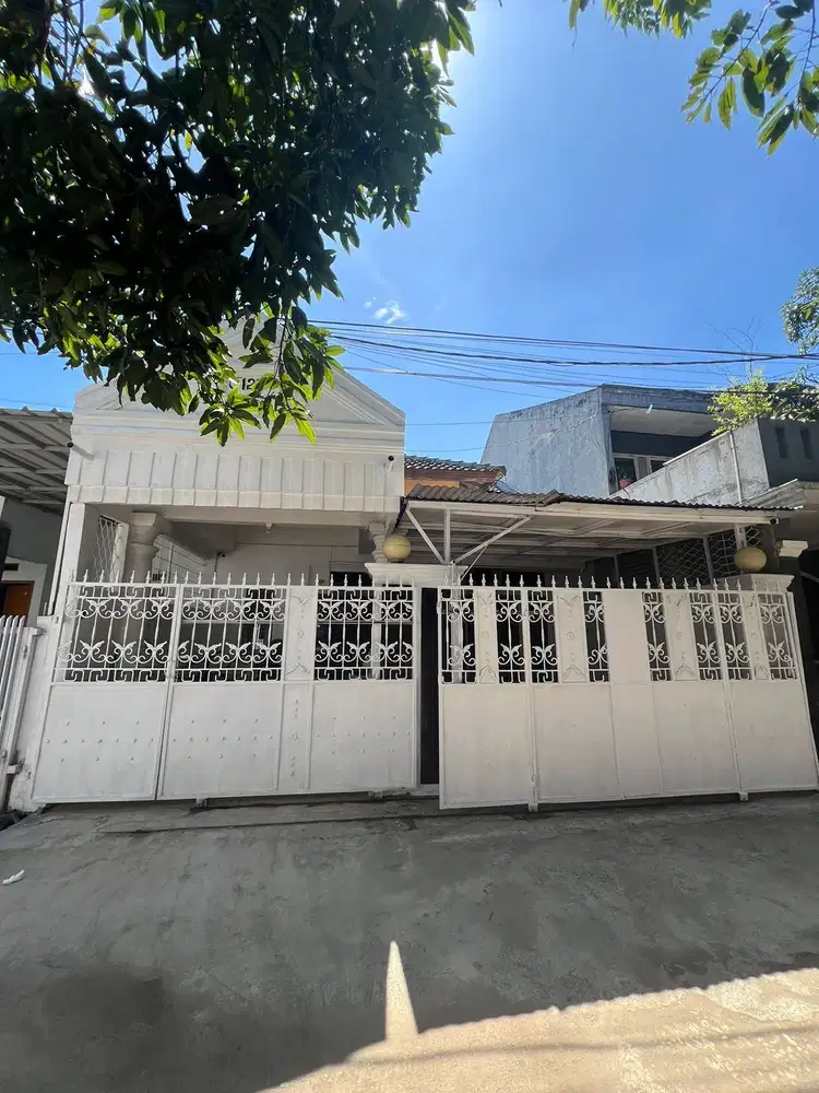 Rumah Terawat Semi Furnish di Komplek Permata Kopo 1 Bandung