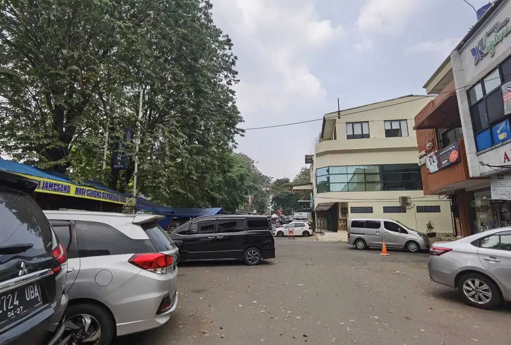 Disewakan Ruko Gandeng di Meruya, Kebon Jeruk