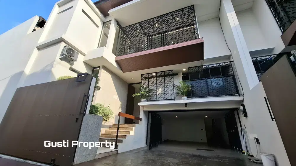 Kemang Brand New Semi furnish Tenang Private