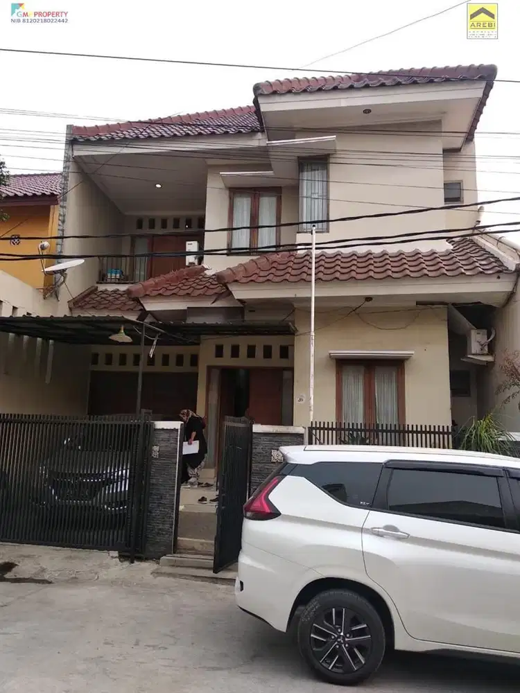 Dijual rumah 2 lantai bagus dan kokoh dibintara jaya