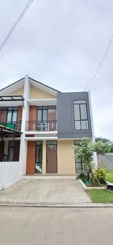 di jual Rumah 2 lantai fully furnished di Serpong Garden Cisauk - BSD