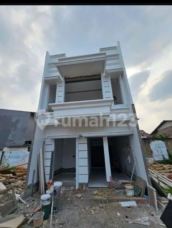 Dijual Cluster Classic Rooftop Anti Masuk Gang 0 KM ke Stasiun