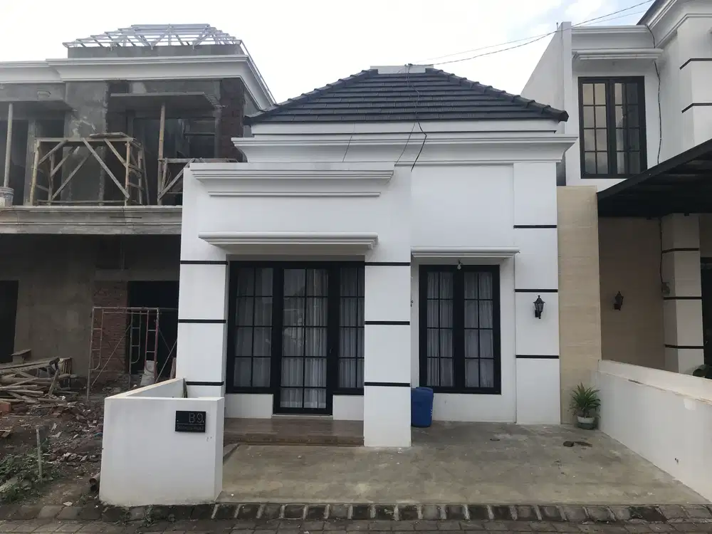 Rumah Gaya Eropa View Pegunungan Kota Batu