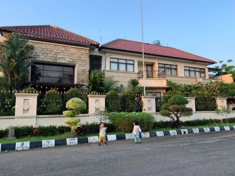 Rimah Mewah di Perum.Islamic Village Karawaci Tangerang