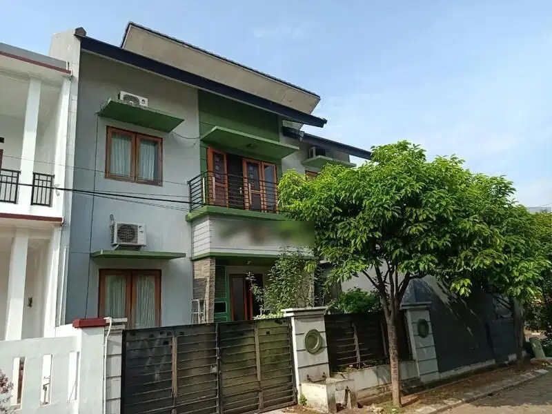 Dijual Rumah di Kemang Pratama 3 Bekasi, Siap Huni Nyaman Dan Aman Dekat Tol, sekolah, tempat ibadah, Bank, supermarket dll.  Harga nego