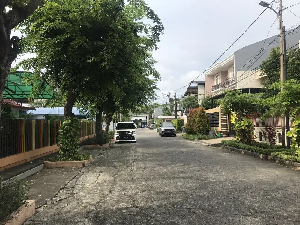 Dijual rumah cluster eksklusif danau agung