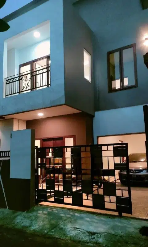 HOUSE  BRANDNEW CIJANTUNG  2LT. Swimming pool