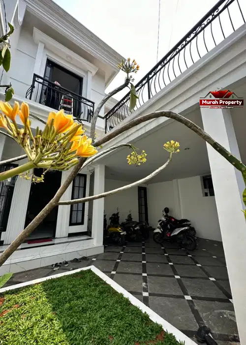 RUMAH FULL FURNISHED PLUS PRIVATE POOL JAGAKARSA JAKARTA SELATAN
