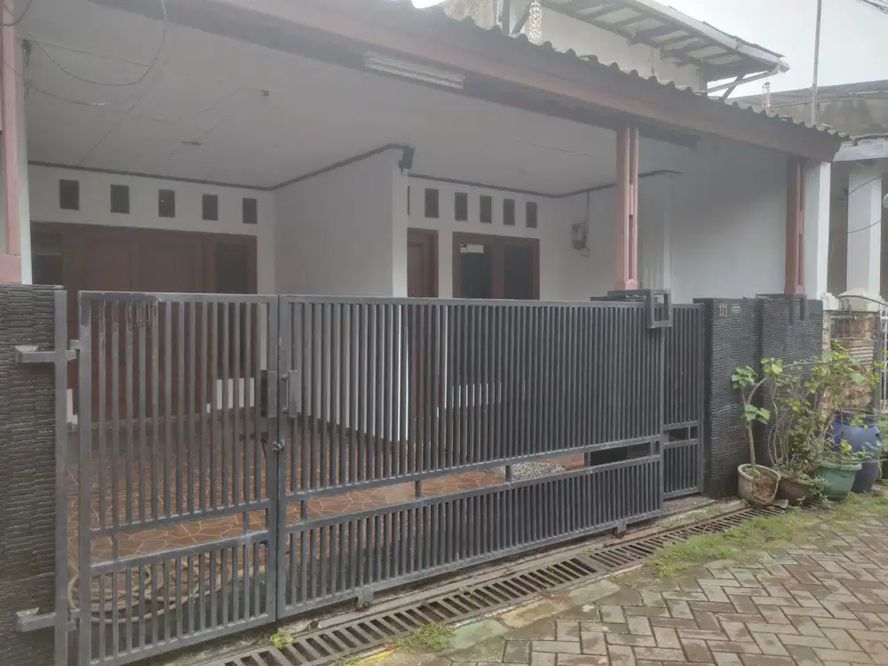 Dijual rumah siap huni di karawaci tangerang