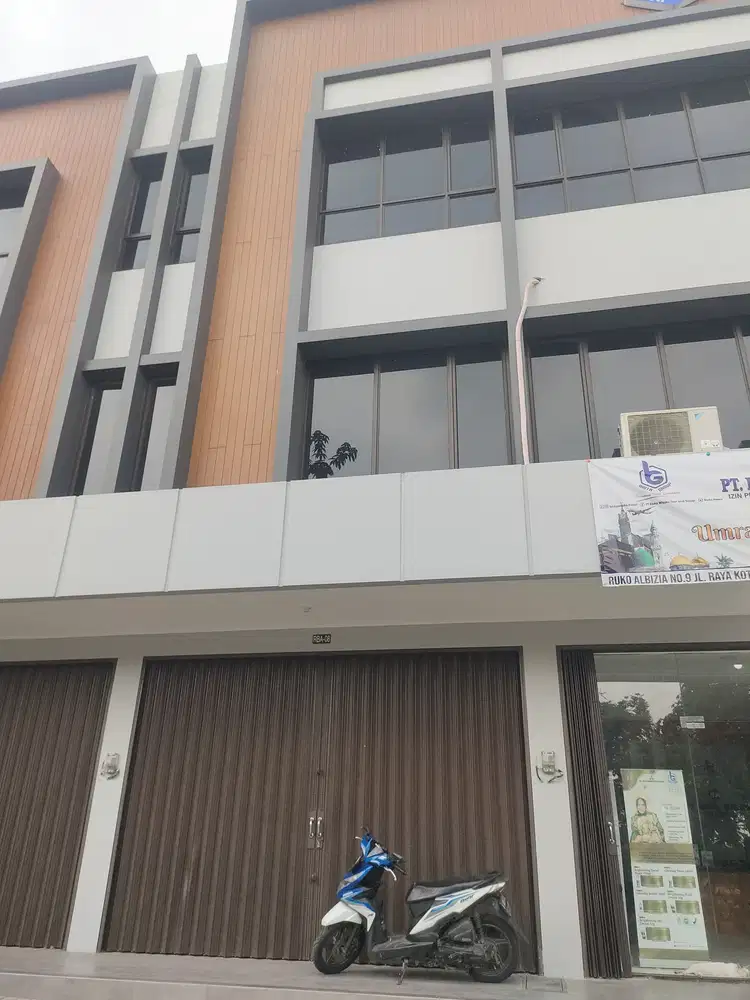 Jual Ruko Ready 3 Lantai Kota Sutera Tangerang, Lokasi Strategis