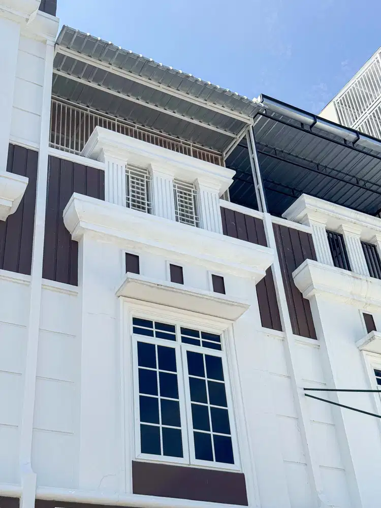 Townhouse 3 Lantai Daerah Bhayangkara Medan. Komplek Mentari Lafayette