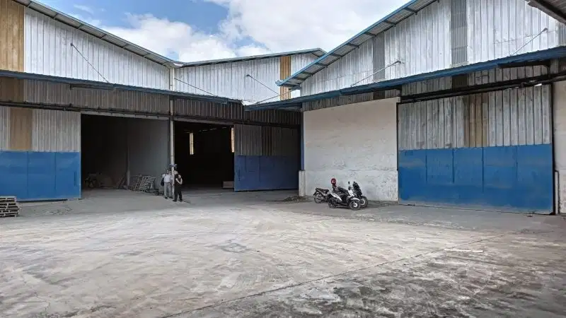 Dijual Gudang besar dekat pintu tol keramasan