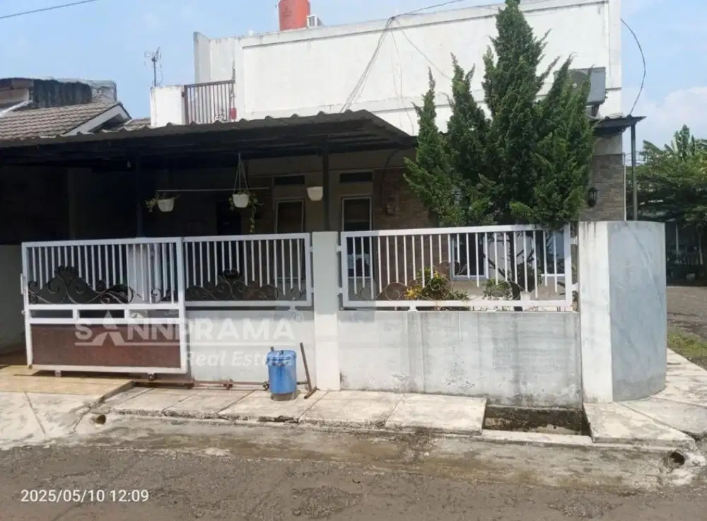 Dijual rumah hook 1,5 lantai di Griya Melati Mas GDC