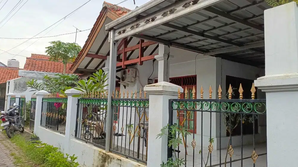 Rumah Kesambi Melati Suci
