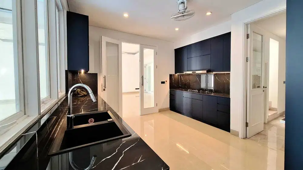 FOR SALE – TOWNHOUSE MEWAH DI PEJATEN BARAT