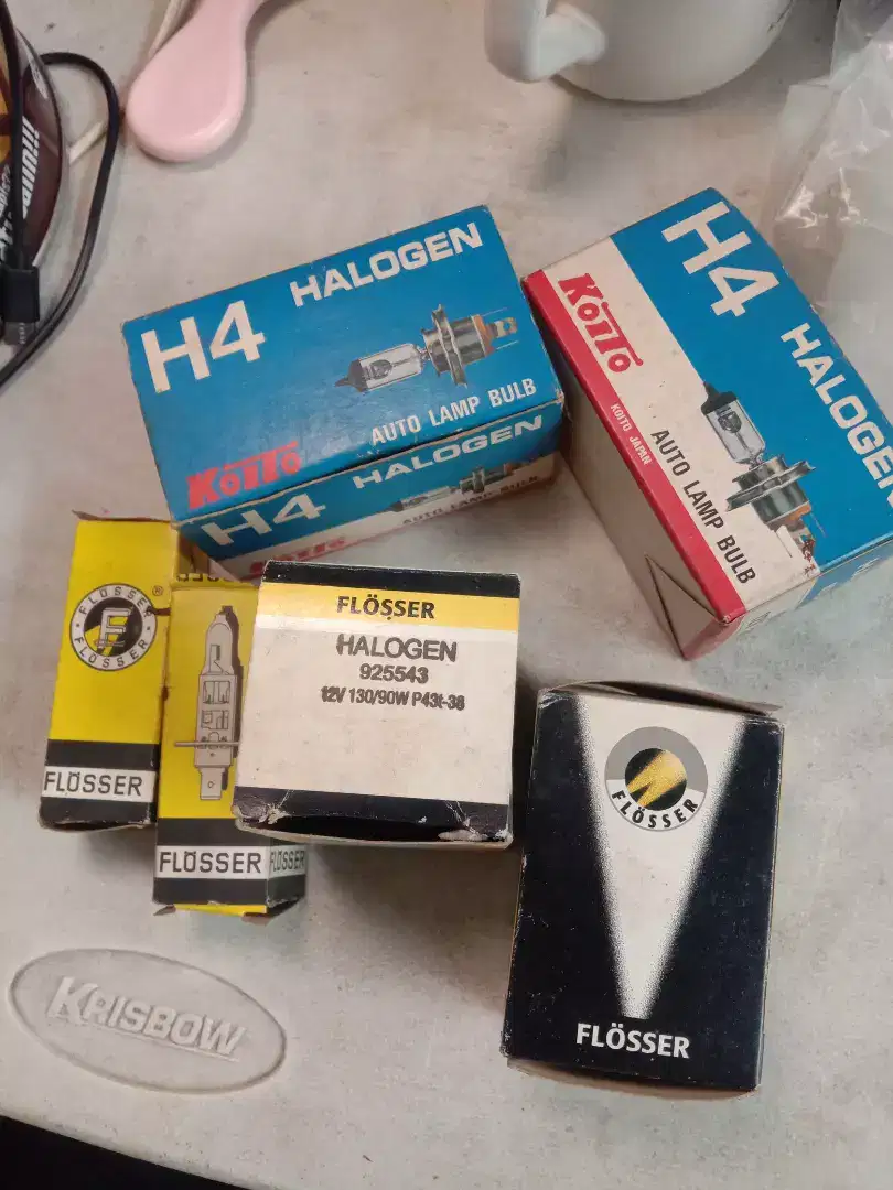 Lampu halogen H4 KOITO & FLOSSER