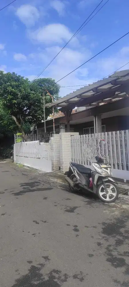 disewakan rumah startegis deket RSHS nyaman strategis
