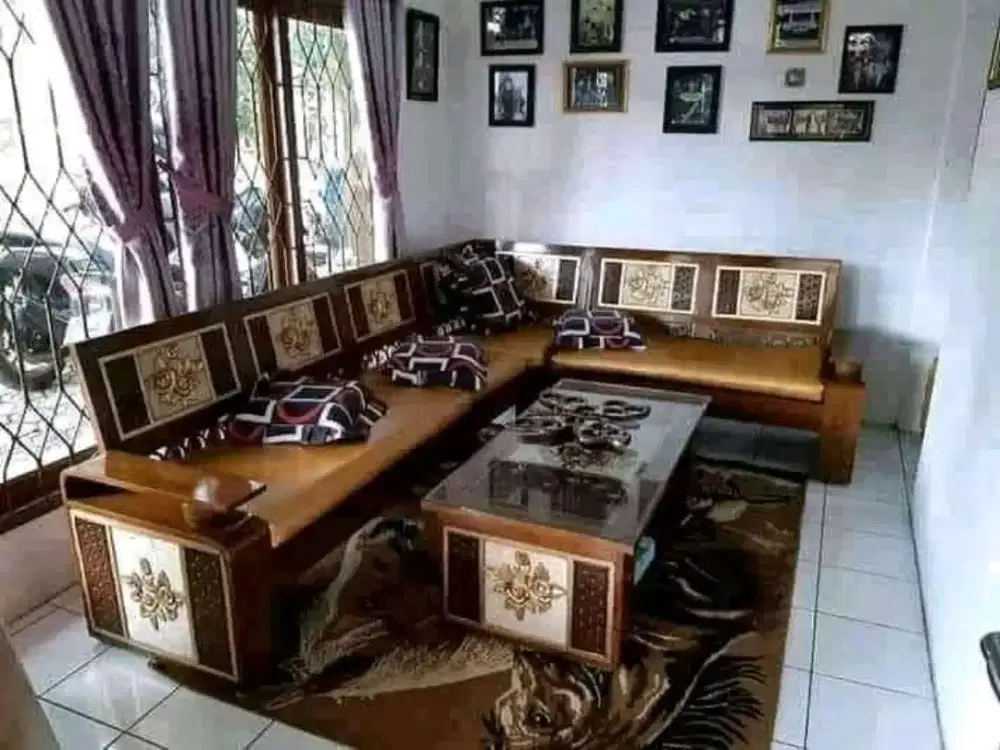 Kursi sudut ukir jati Jepara