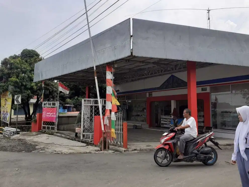 Rumah berikut 5 toko siap Cuan