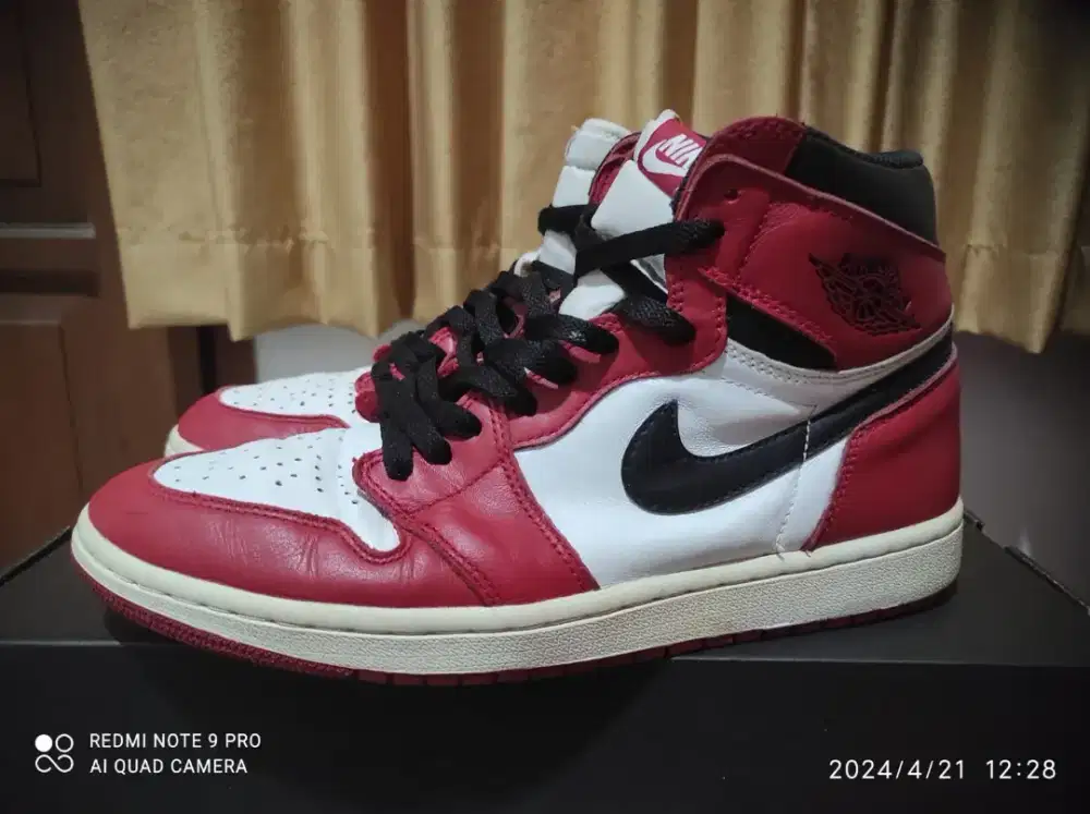 Jordan 1 Retro High Chicago size 43