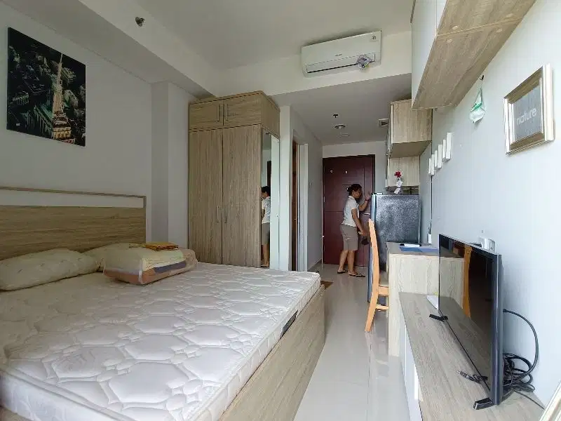 Disewakan Unit Studio Full Furnished dekat Kampus Binus