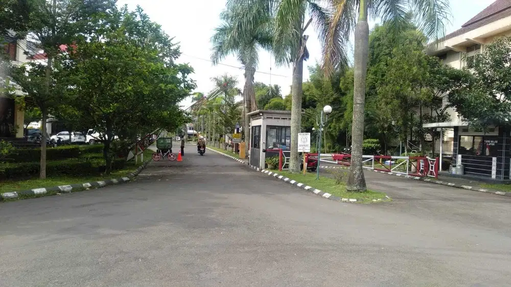 •	GEDUNG 3 LT DI SOEKARNO HATTA BANDUNG