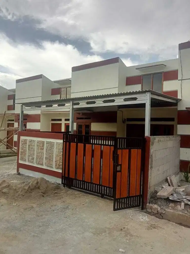 Rumah Murah 150 juta jalan kaki ke stasiun krl free canopy