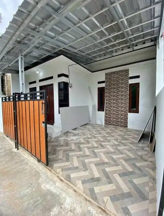 Rumah strategis di jln keadilan depok