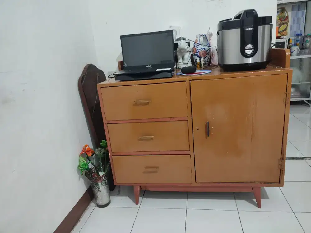 Meja Belajar Jati